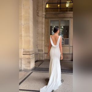 Elegant White Backless V- Neck White Gown